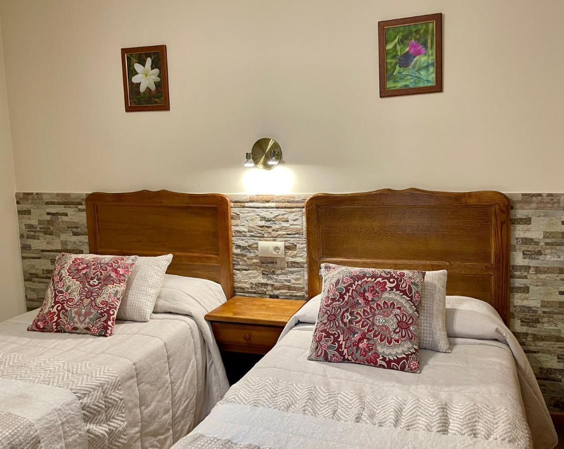 Hotel Rural Pena Castil Sotres Extérieur photo